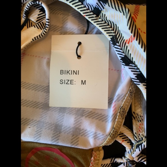 Bikini Bottom - Picture 4 of 6